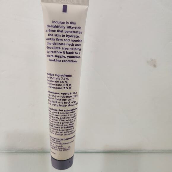 Meaningful Beauty Cindy Crawford Skin Brightening Treatment 1.7 FL OZ - Picture 3 of 4